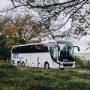 Hyr buss i Göteborg för transfer, konferens, företagsevent, klassresor eller andra specialevent. Det är inte bara i Göteborg som du kan hyra bussar av oss, utan du kan även hyra buss i Kungsbacka och Varberg. Med flera olika bussar tillgängliga skräddarsyr vi alltid din bussresa just efter dina behov.