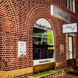 Nellas Café