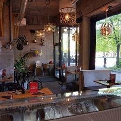 Sushi house
