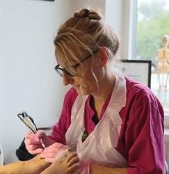 Marina Ahlm - Massage & Fotvård